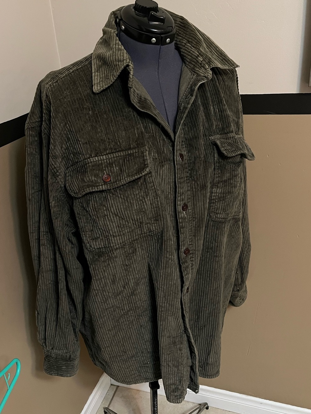VTG men's long-sleeve corduroy button-down SHACKET Olive Green L workwear chore